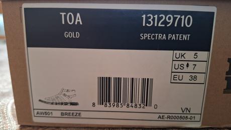 Sandalky dr. martens, 38