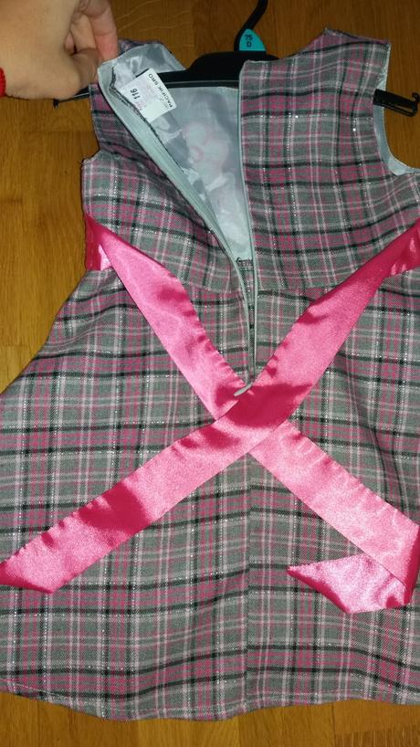 Šaty 2-3r, slovenka,98