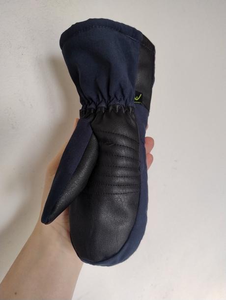 Zimné/lyžiarske rukavice, 116