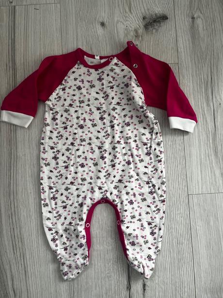 Bielo ružové dupacky, domaja,68