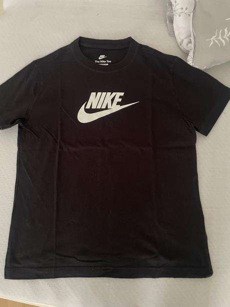 Tricka nike 5ks, nike,m