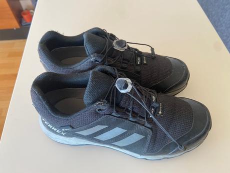 Predám prechodné tenisky adidas terrx goratex, adidas,36