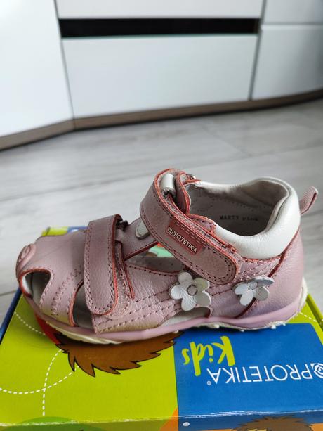 Sandálky protetika 25, protetika,25