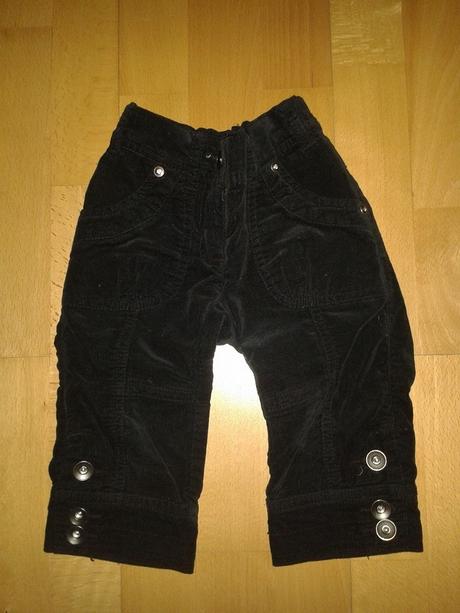 Tristvrtove nohavice, benetton,104