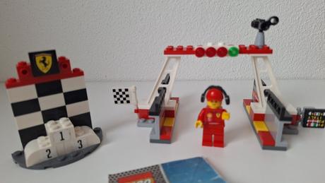Lego formula , benzinka, policia, kamion, sanitka, 
