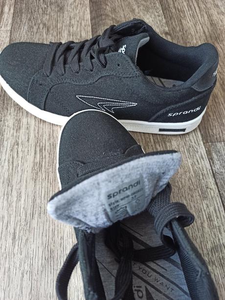 Tenisky v.37, sprandi,37