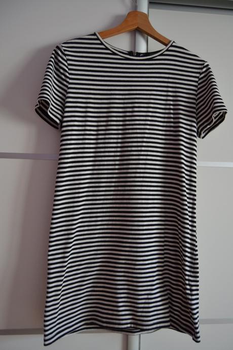 Pásikavé voľné šaty, xs