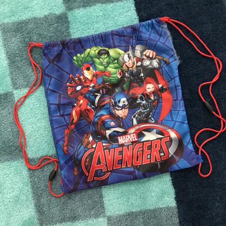 Avengers 2x vankúš + deka + darček,