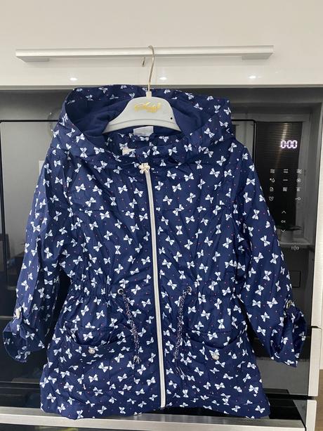 Dievčenská bunda velk.104, f&f,104