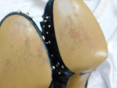 Kvalitne velmi pekne zamatove lodicky, 38