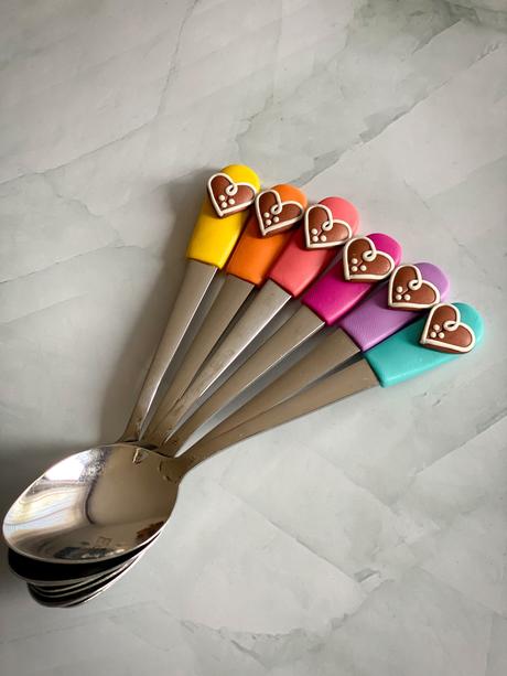 Sada cajovych lyziciek, 