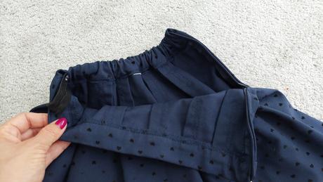 Dievčenská sukňa so srdiečkami, 104