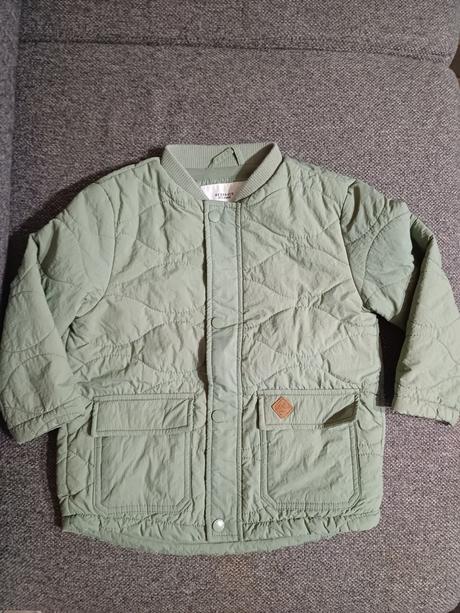 Prechodná vetrovka 104, reserved,104