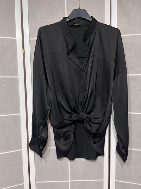 Čierna satenova bluzka, m