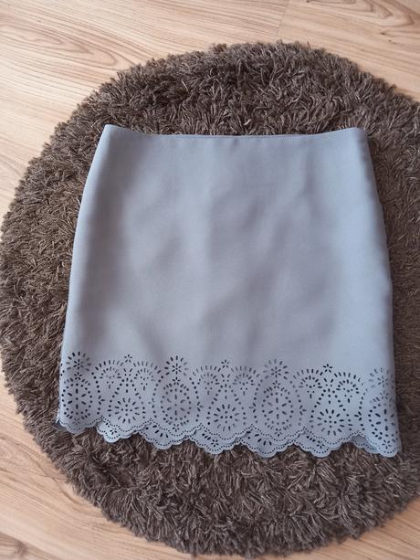 Elegantná sukňa oodji, 36