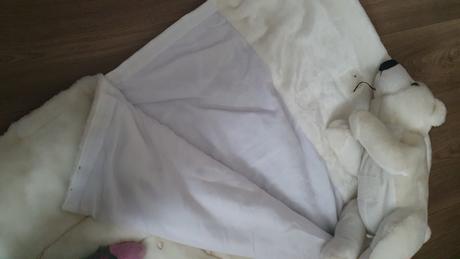 Spacak s medvedikom plyšakom,