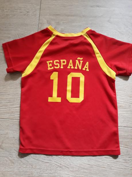 Futbalove tricko, h&m,110