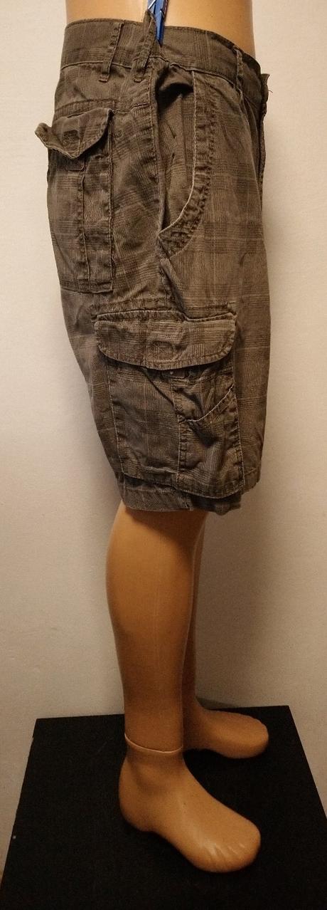 Pánske hnedé kraťasy, c&a, obvod pása 90 cm, c&a