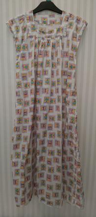 Dlhá nočná košela s farebným vzorom v kocočkách, s, s