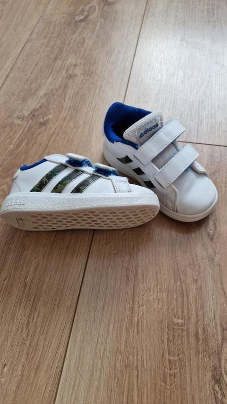 Tenisky zn. adidas veľ 23., adidas,23