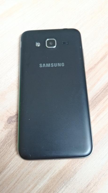 Maketa telefónu - samsung galaxy j3, samsung