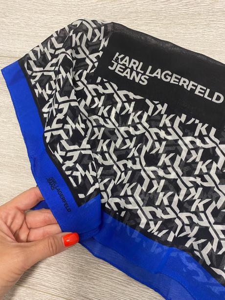 Šatka karl lagerfeld, 