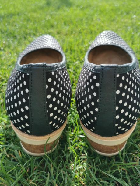 Platene bodkovane poltopanky remonte, 39