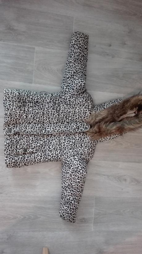 Tigrovaná bunda, 104