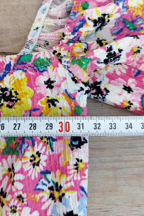 Dámske šaty s drobnými kvietkami, h&m,s