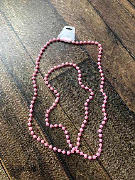 Rôzne náhrdelníky, 