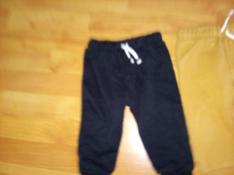 Detské tepláky, 74