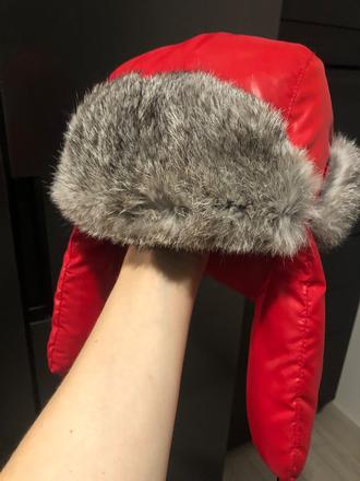 Baranica s pravou kozusnickou,