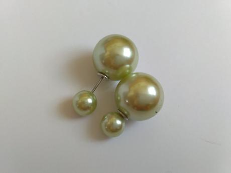 8 kusov obojstranných náušníc, 