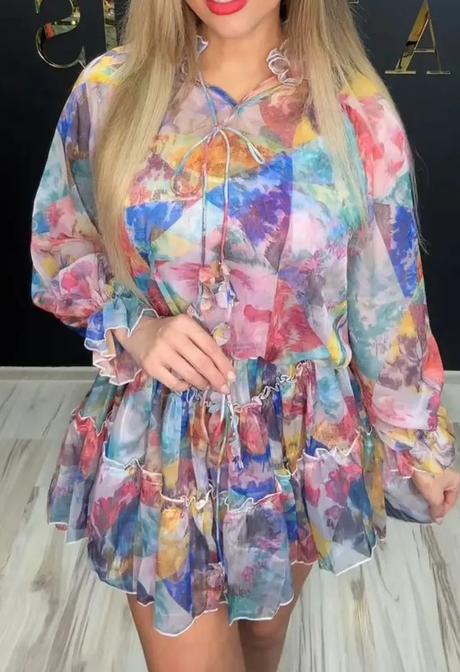 Luxusné farebné saty, 