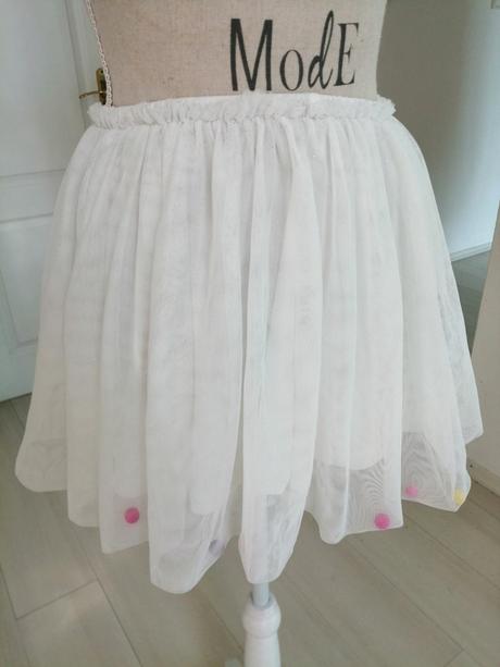 Suknicka pre dievčatka biela s gulickami vel. 116, 116