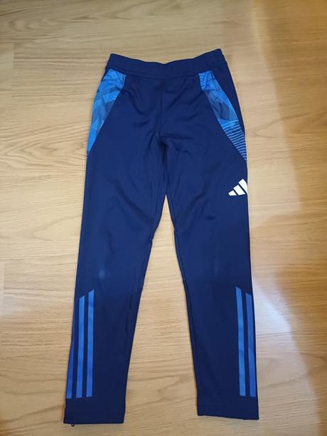 Športové teplaky/leginy, adidas,140