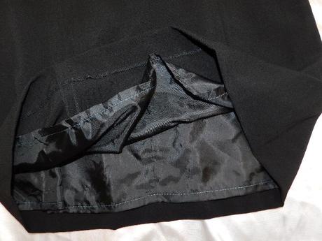 Pekne trendy elegantne saty, 40