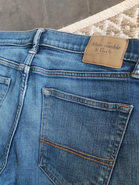 Pánske rifle w32l34, abercrombie&fitch,l