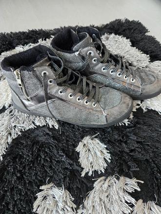 Damske tenisky v. 39, 39