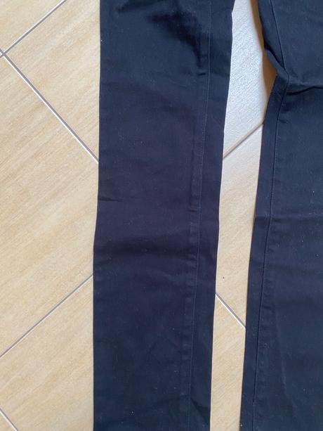 Rifle skinny, esmara,36