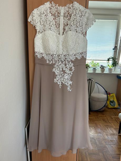 Krásny svadobný šaty, l