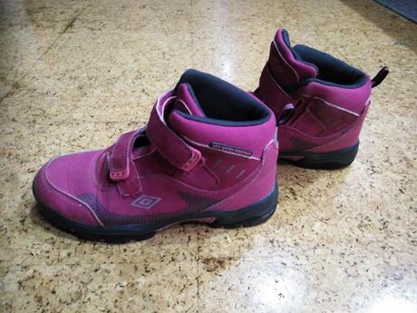 Celoročná obuv, umbro,35