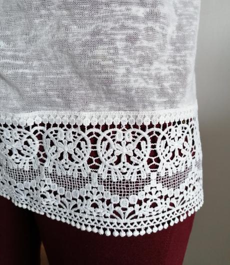 Čipkovaný svetrík s krátkym rukávom, s