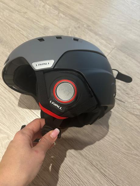 Prilba na lyžovanie, 