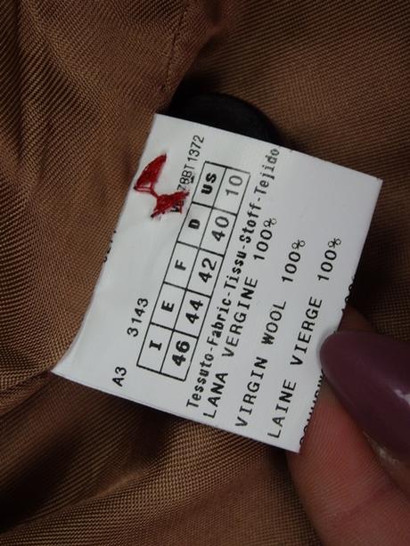 Luxusný vlnený kostým, 40