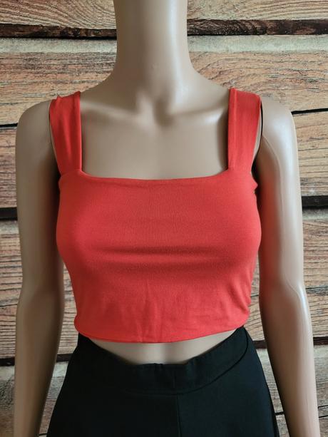 Cotton on- crop top s, s