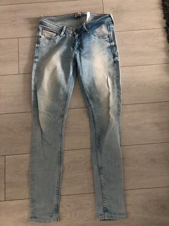 Rifle, tommy hilfiger,30