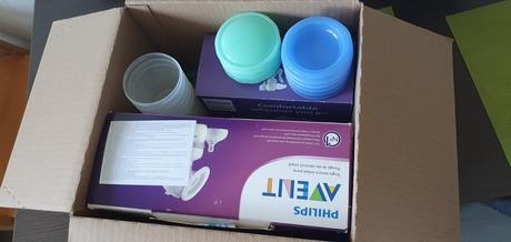 Manualna a elektricka odsavacka znacky avent,