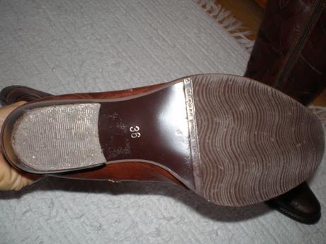 Navrhni cenu- krasne čižmičky, 36