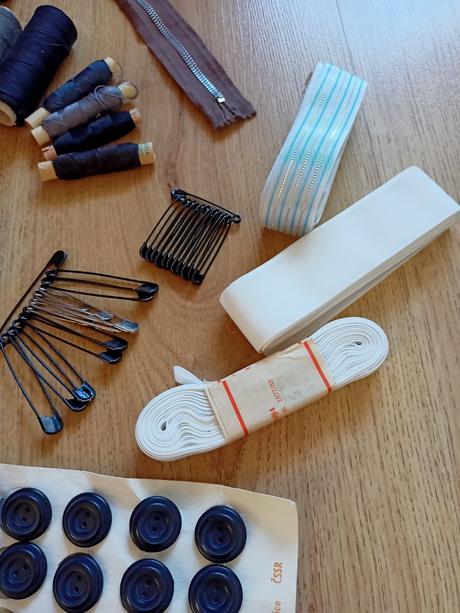 Potreby na šitie, galantéria, 